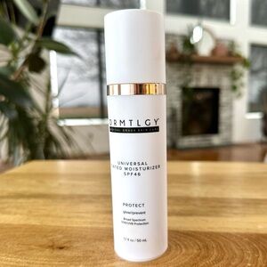 DRMTLGY Universal Tinted Moisturizer SPF 46